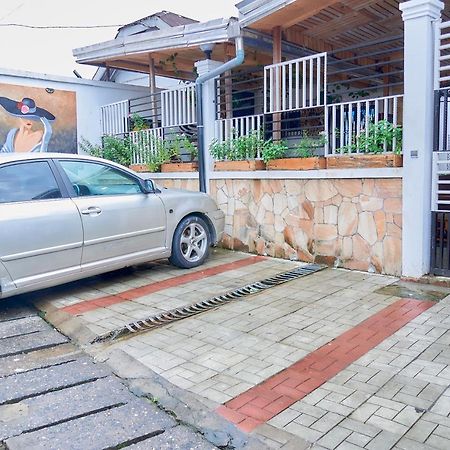 Villa Des Roses Bonaberi Екстер'єр фото